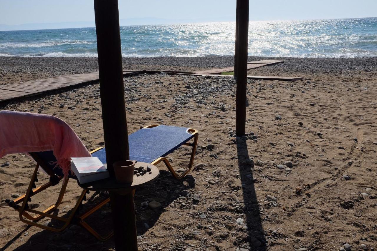 Analipsi Beach Front Villas - Happy Rentals Kastron  Экстерьер фото