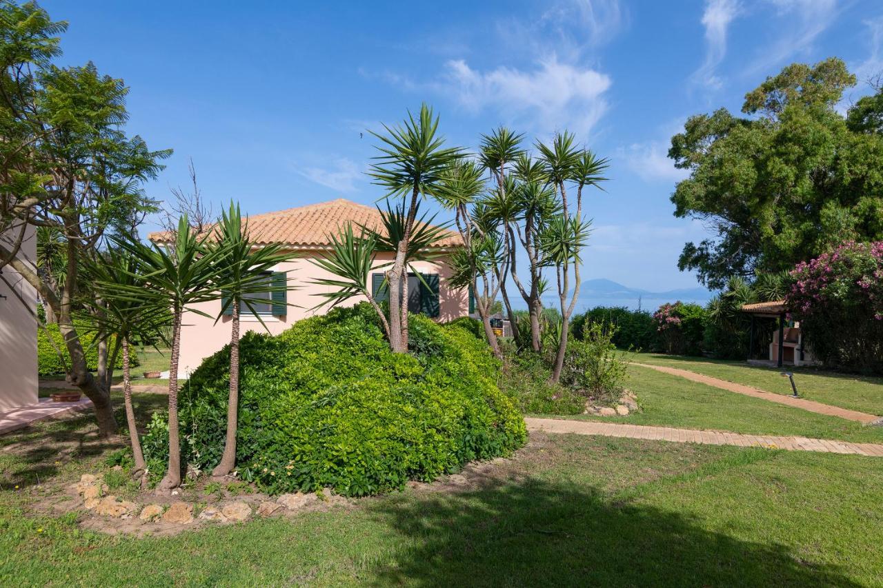Analipsi Beach Front Villas - Happy Rentals Kastron  Экстерьер фото