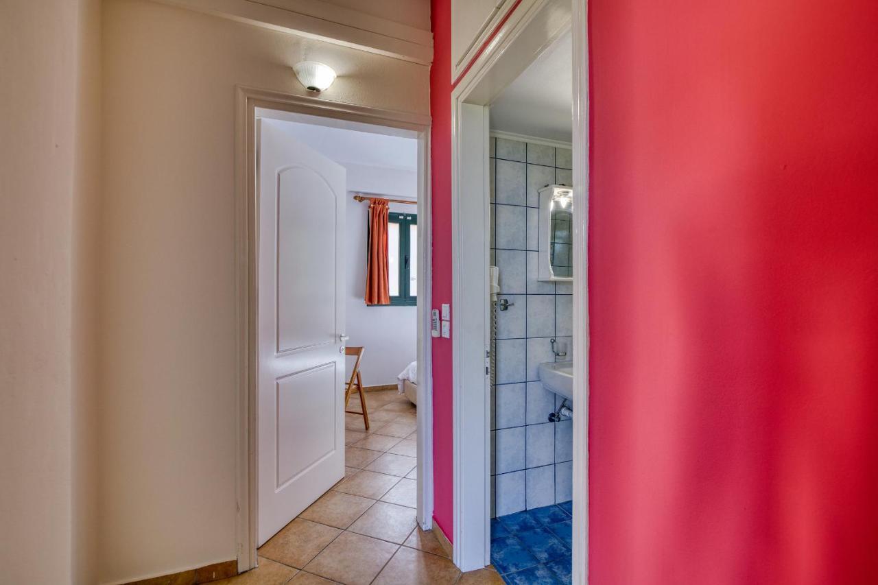 Analipsi Beach Front Villas - Happy Rentals Kastron  Экстерьер фото