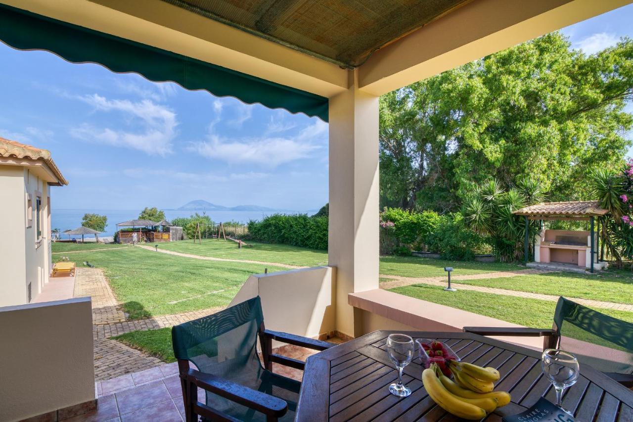 Analipsi Beach Front Villas - Happy Rentals Kastron  Экстерьер фото